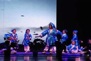 国学手势舞成人表演视频