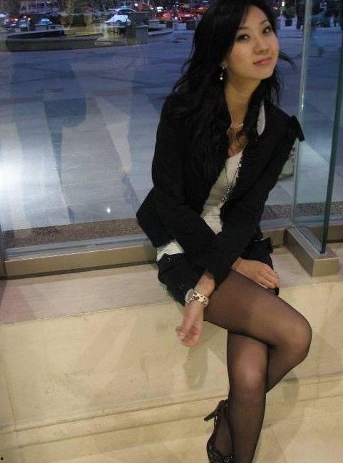 丝袜成人大号视频,大号成人世界中的独特风情