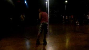 轮滑入门教学视频 成人,成人生涯第一步n3. 从零开始,成人轮滑入门指南n4. 轮滑新手必学:成人的轮滑入门之路n5. 成人轮滑入门:轻松掌握滑行技巧